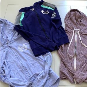 3 girls xs hoodies
